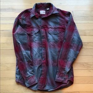 Men’s Plaid Button Down